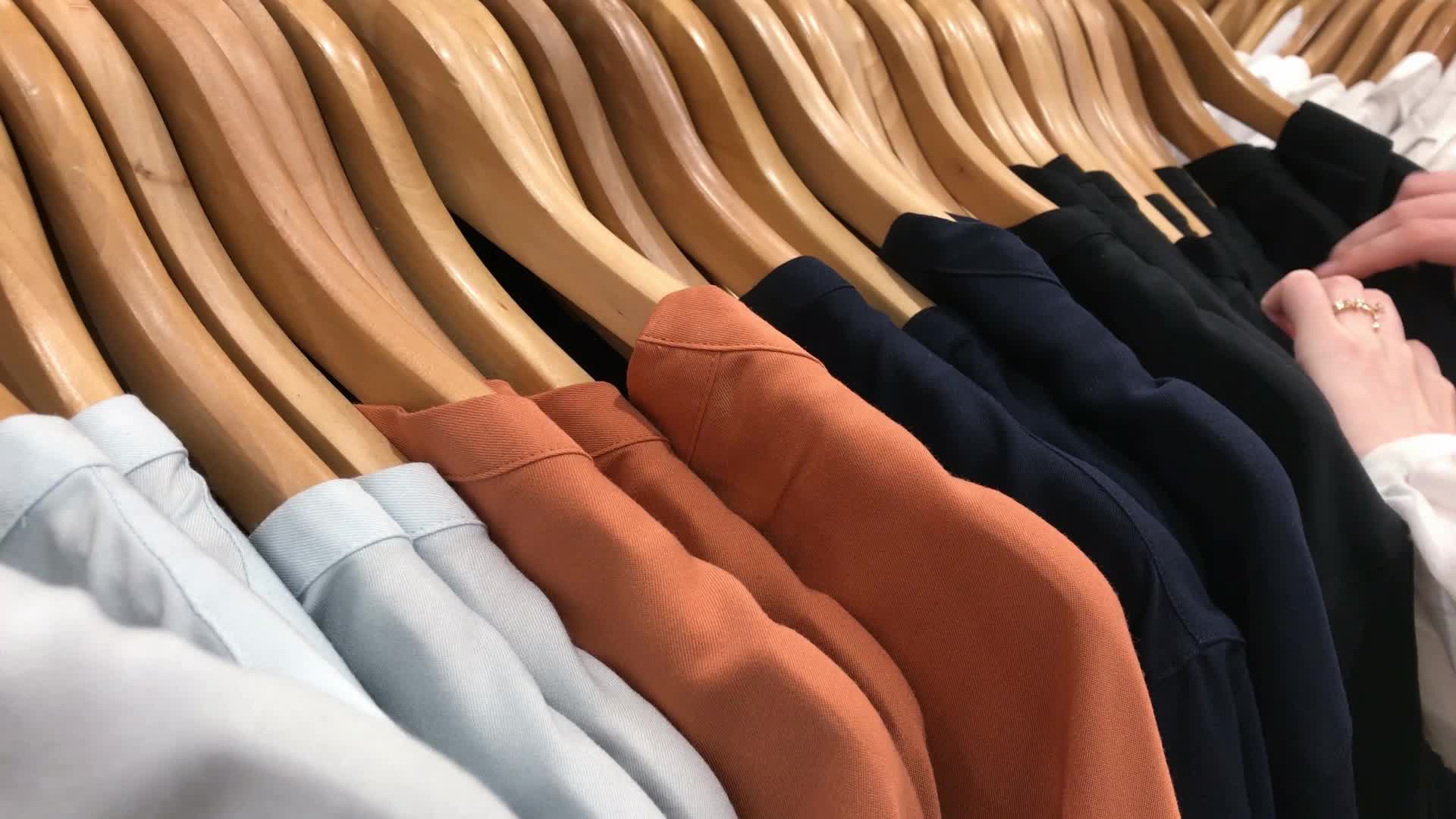 T-shirt size options from youth to 4XL